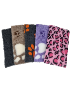 Vetbed Remnant - 50 Pieces - Small - Various Colors - Non Slip Dog Mat